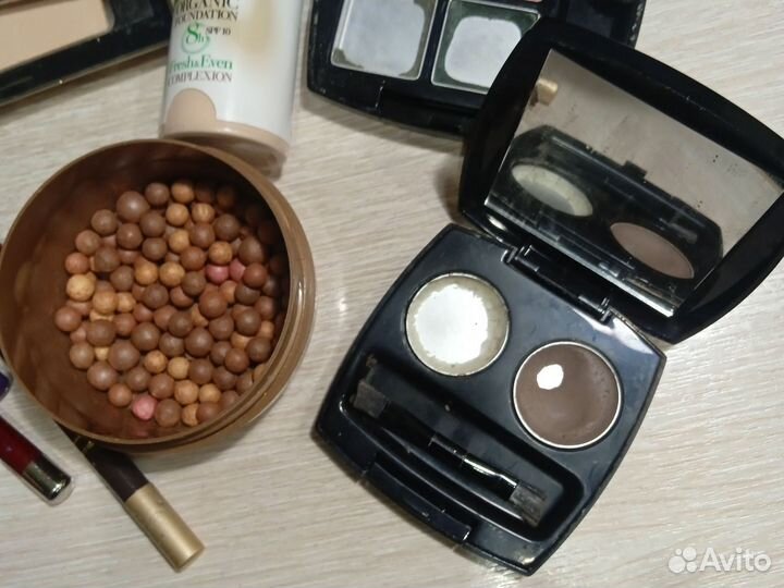 Набор косметики б/у ассортимент 9 предметов