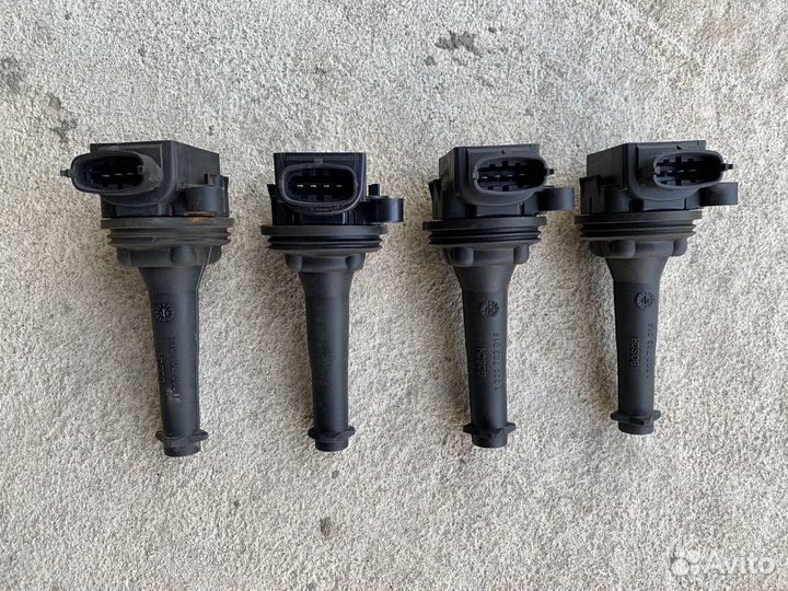 Катушка зажигания Volvo S60 S80 XC70 V70 XC90