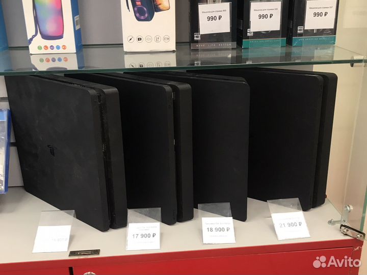 О10 Игровая приставка Sony PS4 Slim