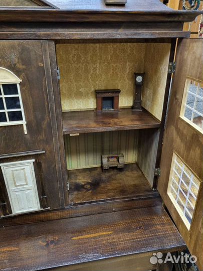 Bинтaжный кукольный дом, привeзён в 60-х гoдах из