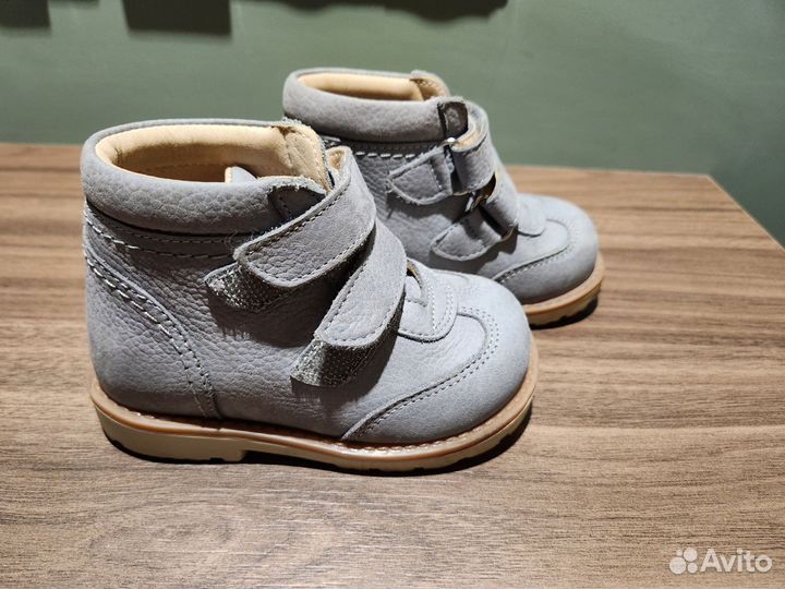 Ботинки для мальчика 21 размер 14 см