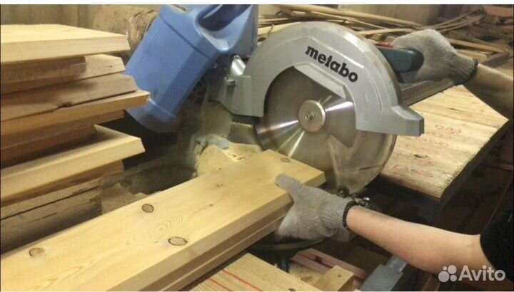 Работники на деревообрабатывающее производство