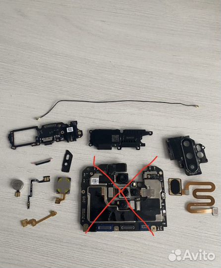 В разбор,запчасти Oppo A5 2020,плата,шлейфы,камера