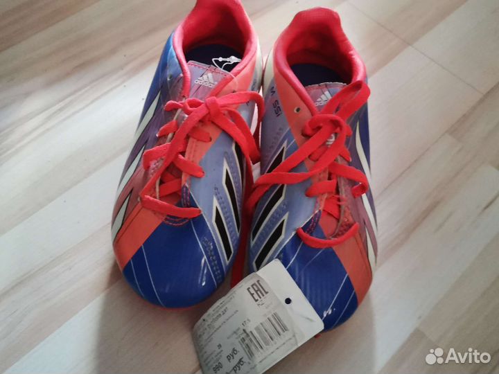 Футзалки adidas