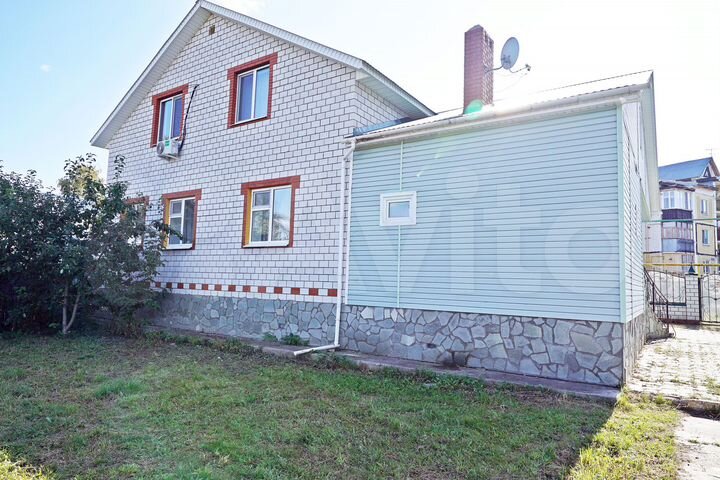 Дом 236 м² на участке 10 сот.