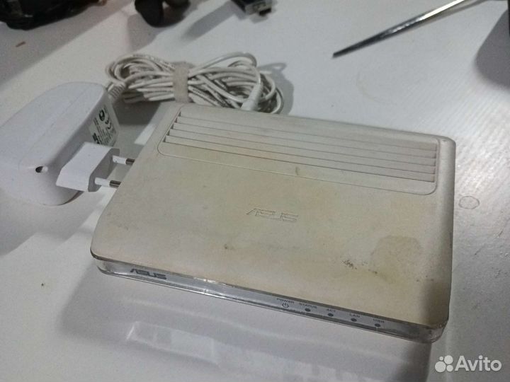 Adsl роутер Asus AM602