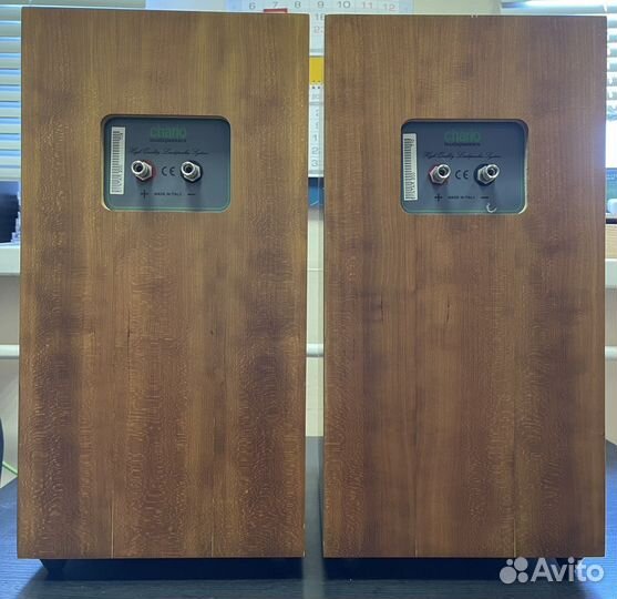 Chario Syntar 200 Hi-Fi полочная акустика Италия