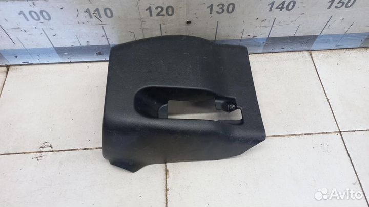 Кожух рулевой колонки нижний Fortuner 2015