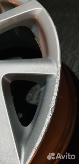 Всего 1шт оригинал Mazda 6 R18 5x114,3 с датчиком