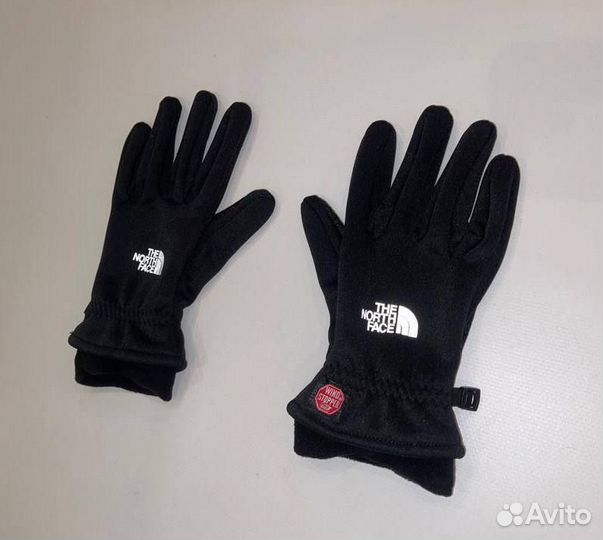 Перчатки от TNF