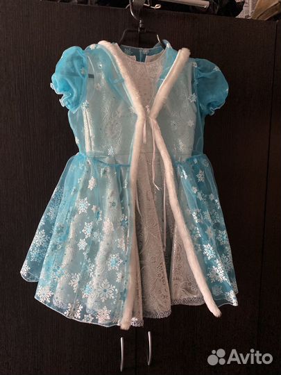 Платье праздничное