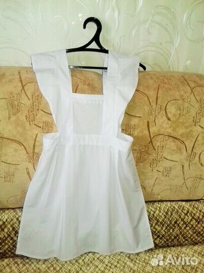Белый школьный фартук