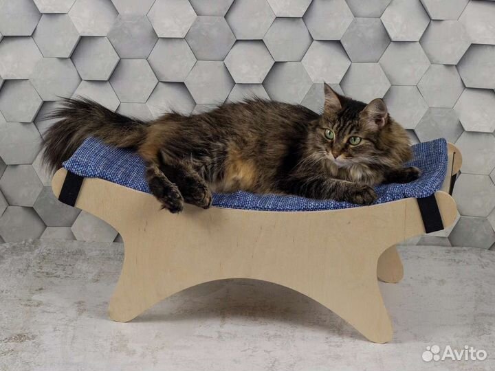 Лежанка для кошек собак