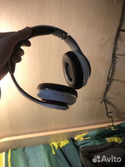 Беспроводные наушники