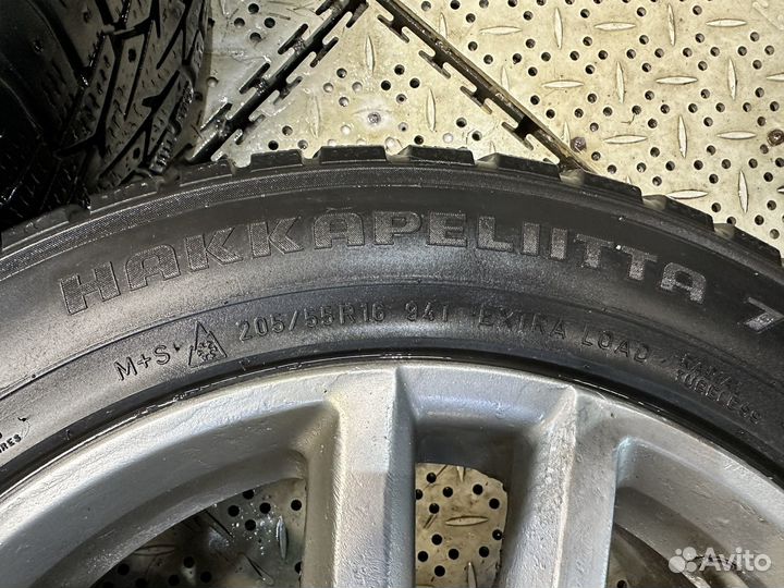 Колеса зимние vag r 16