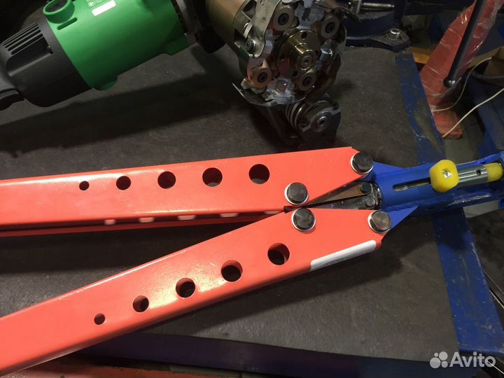 Пуклевочный пресс для холодной сварки