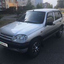 Chevrolet Niva 1.7 MT, 2005, 140 000 км, с пробегом, цена 468 000 руб.