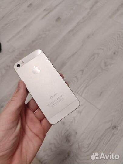 iPhone 5S, 16 ГБ