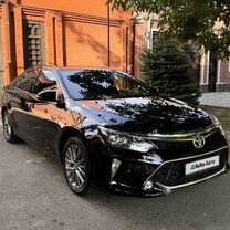 Toyota Camry 3.5 AT, 2018, 191 000 км, с пробегом, цена 2 350 000 руб.