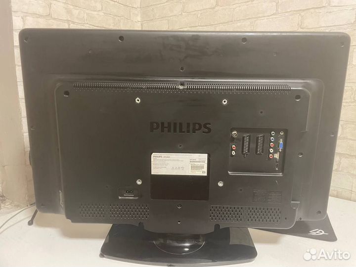 Телевизор 32' FullHD Philips (32PFL3605)