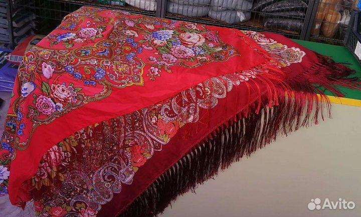 Платок женский новый