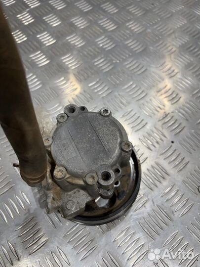 Насос гидроусилителя Renault Duster 1.6