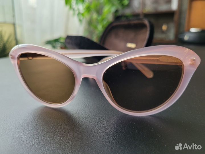 Солнечные очки оригинал