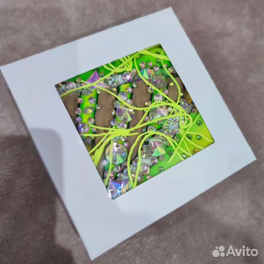 Яркие групповые купальники для гимнастики