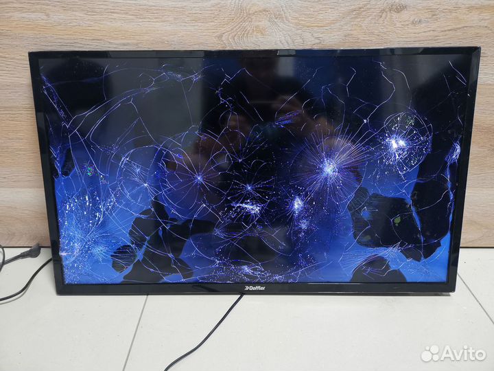 Телевизор Doffler 32EH46 (Разбор)(По запчастям)