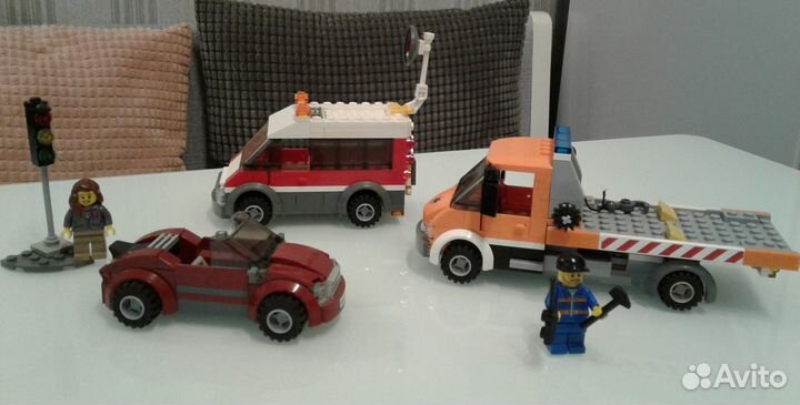 Лего (машинки).шесть штук (сразу все)
