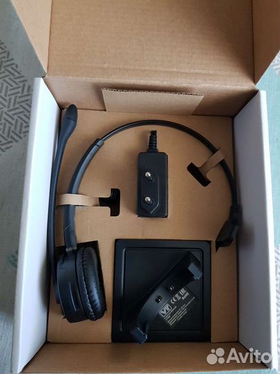 Bluetooth гарнитура Новая