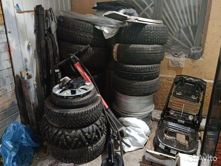 Склад бу запчастей