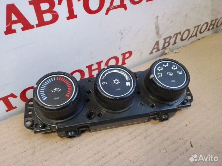 Переключатель отопителя печки Mitsubishi Lancer 10