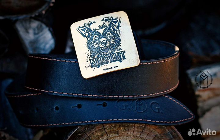 Мужской кожаный ремень 