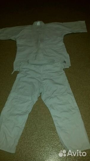 Кимоно (2 комплекта разного размера)