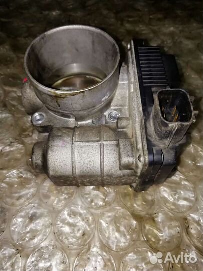 Дроссельная заслонка QR20DE nissan X-trail primera