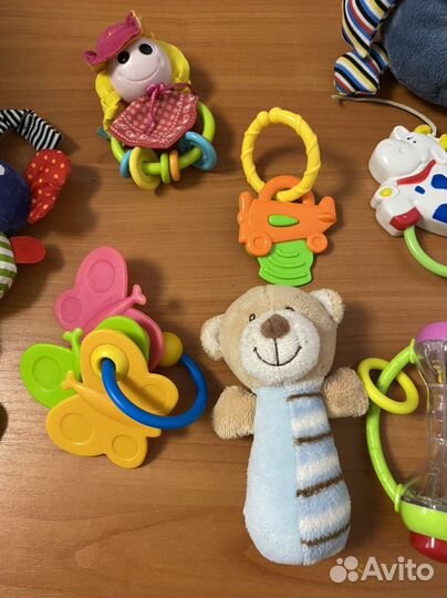 Грызунки игрушки для малыша до двух лет