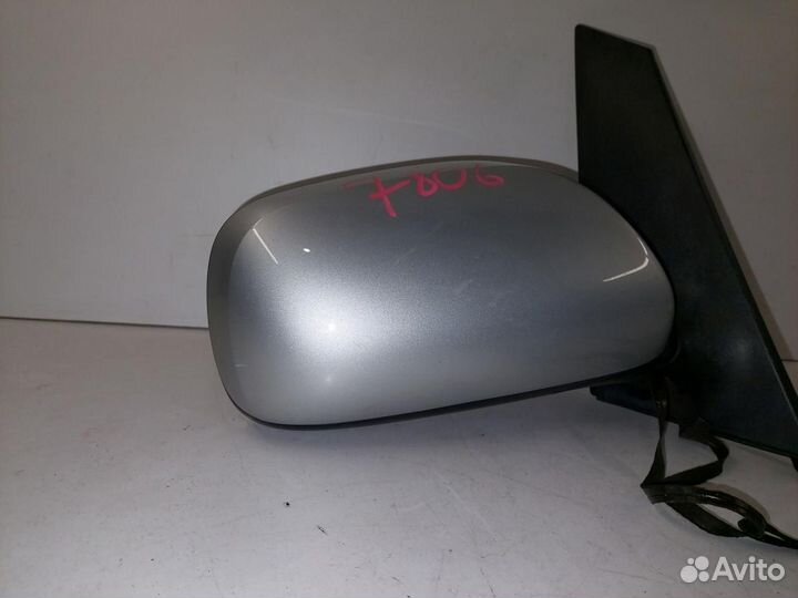 Зеркало наружное правое Toyota Prius 2 NHW20