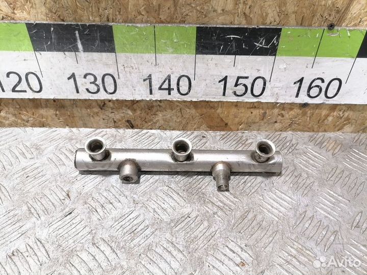 Рейка топливная рампа Audi A6 c6 C6