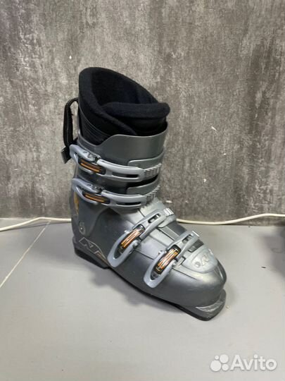 Горнолыжные ботинки