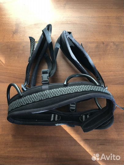 Нижняя обвязка Singing rock zenith S в отличном со