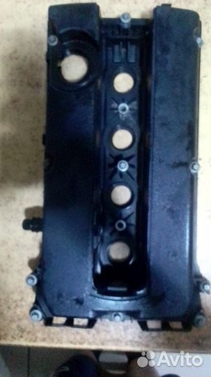 Клапанная крышка