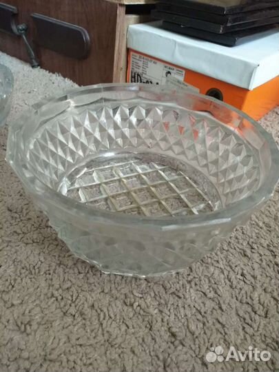 Хрустальная ваза