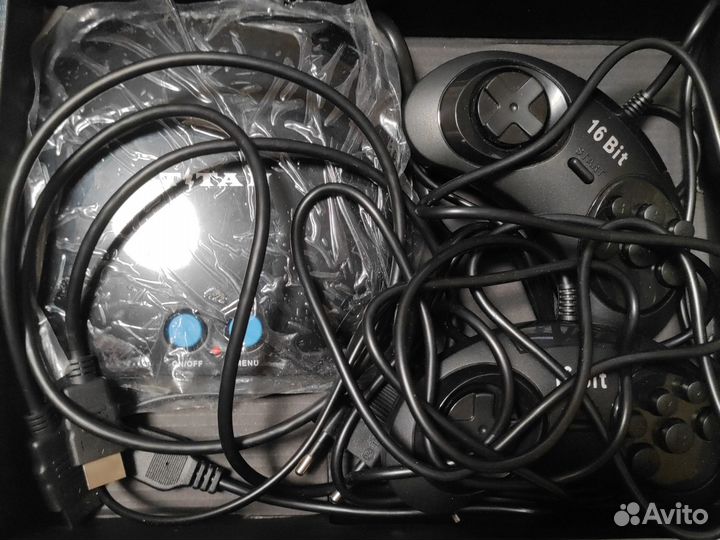 Игровая приставка titan