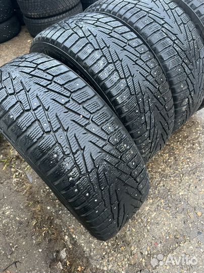 Nokian Tyres Hakkapeliitta 7 SUV 285/60 R18 116T