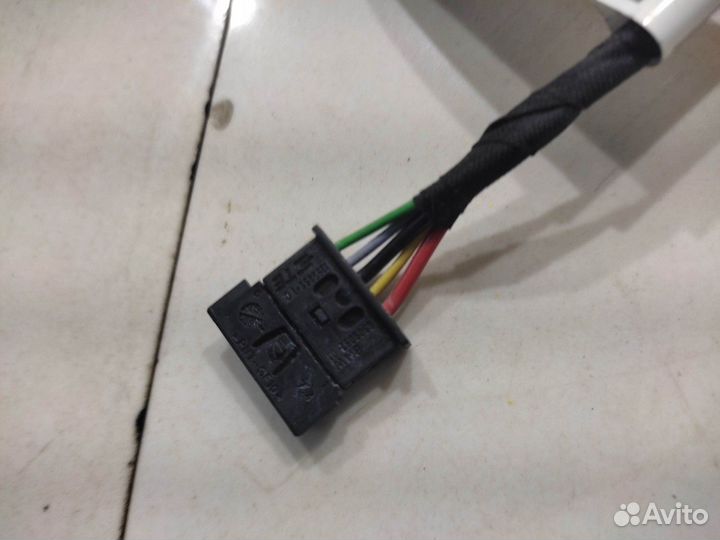 Электропроводка доводчика крышки багажника (BMW 7)