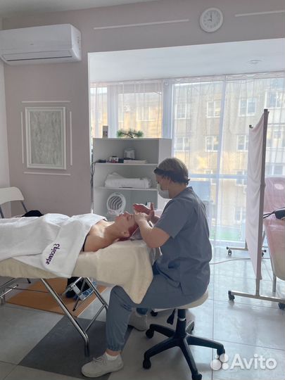 Массаж женский / лица и тела