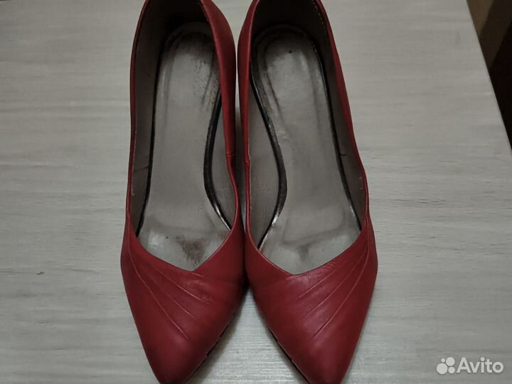 Туфли кожаные красные 37