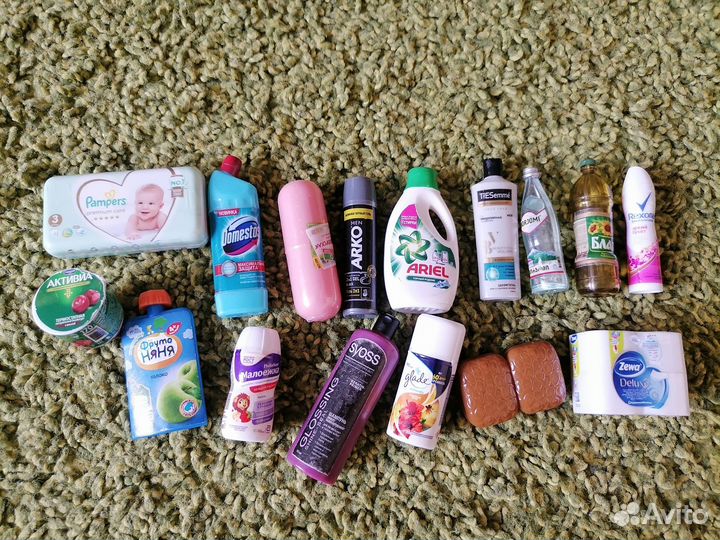 Игрушки из киндеров и Ленты коллекционные