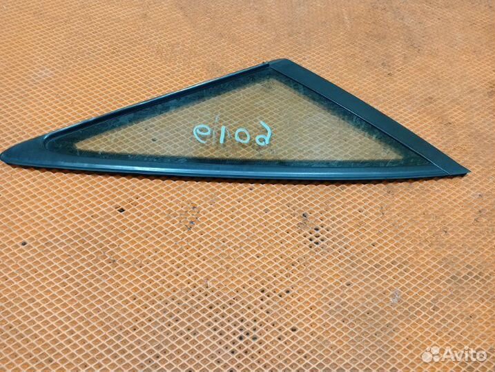 Стекло боковое Audi A6 C6 4F AUK 2006